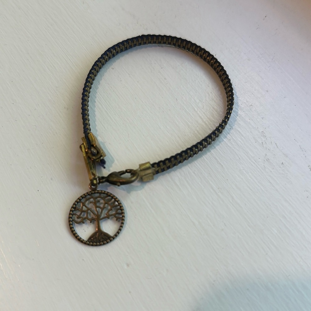 Zipper bracelet